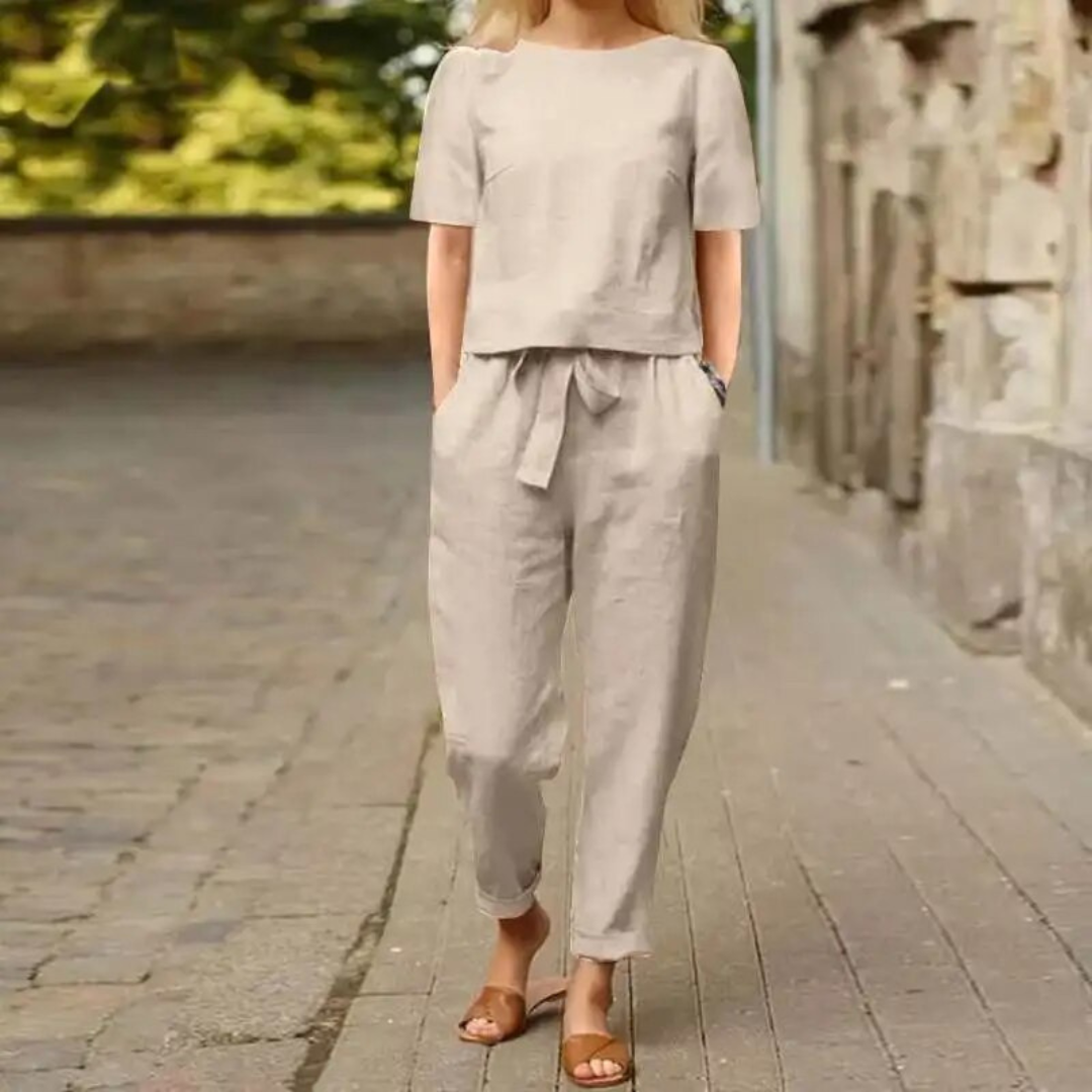 Tricia - Comfortable Spring/Summer Ensemble
