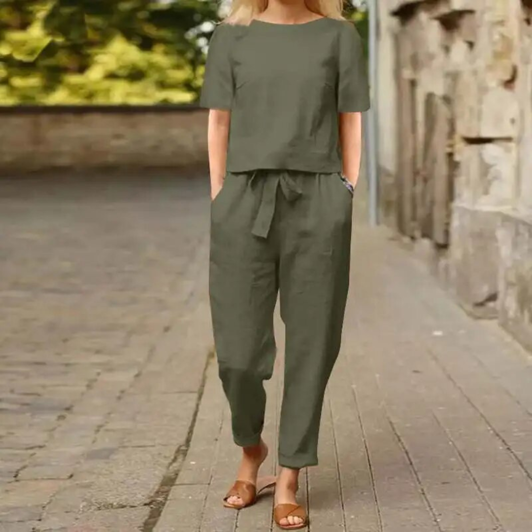 Stylish and Comfortable Women's Two-Piece Set