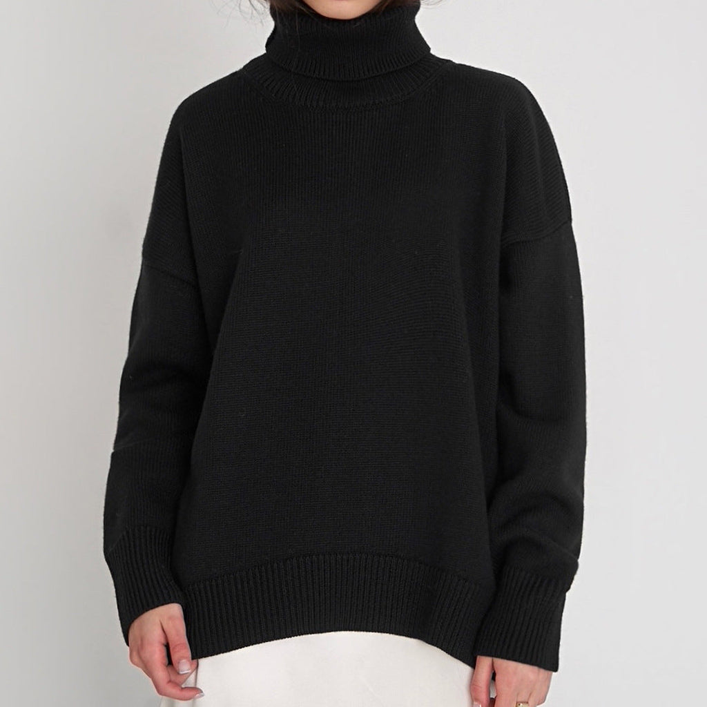 Women's Oversized Turtleneck Sweater in Basic Knit