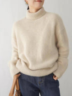 Stylish Women's Knit Turtleneck Jumper