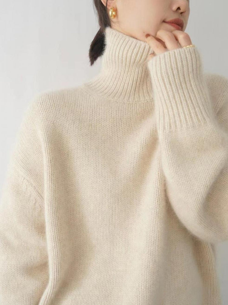 Stylish Women's Knit Turtleneck Jumper