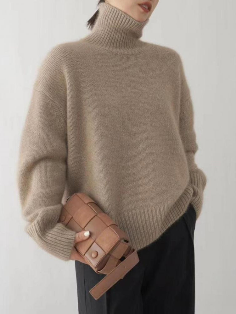 Stylish Women's Knit Turtleneck Jumper