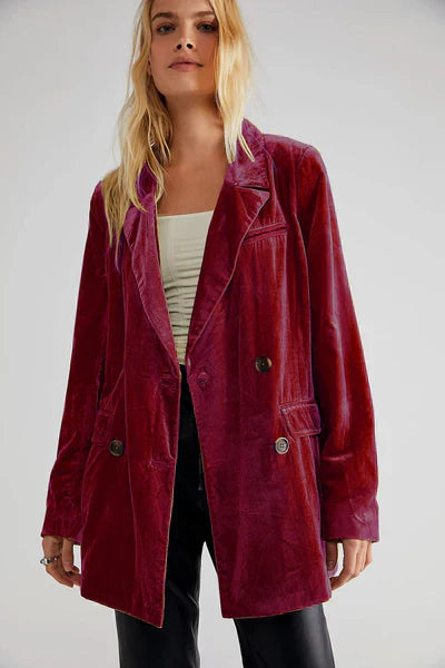 Stylish Velvet Blazer with Long Sleeves and Button Closure
