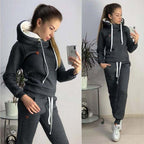 DROOM - Comfortable and Chic Warm Athletic Jogging Set
